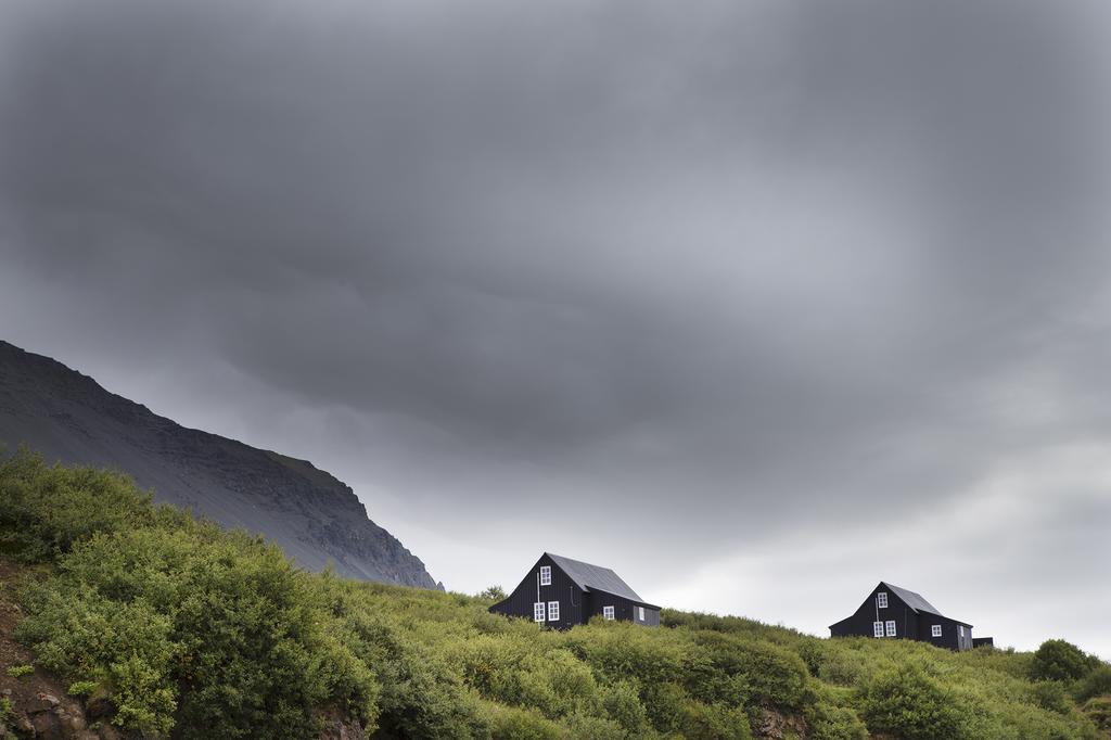 Black Timber House Борґарнес Екстер'єр фото